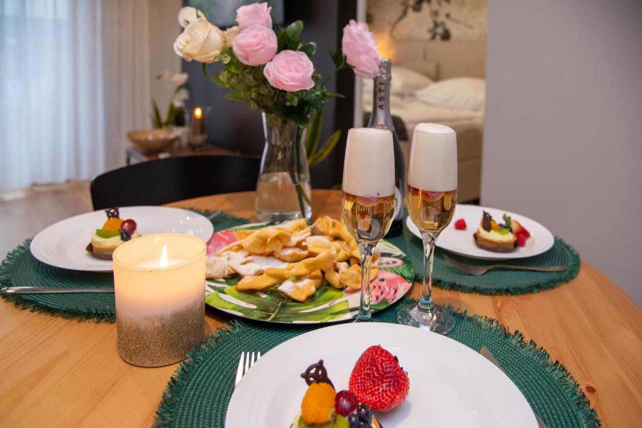 Maya'S Flats & Resorts 16 - Nadmotlawie غدانسك المظهر الخارجي الصورة